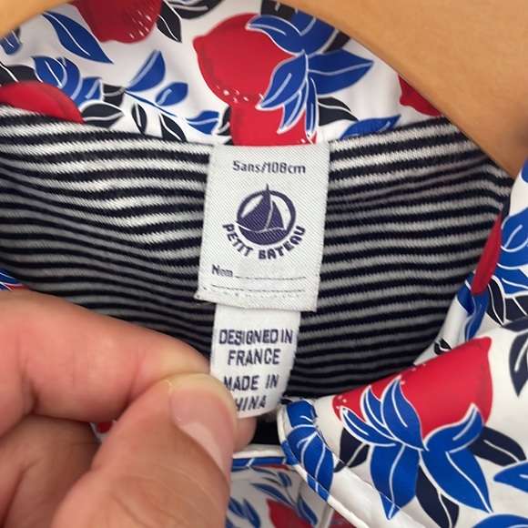 Petit Bateau raincoat size 5 - Picture 2 of 3